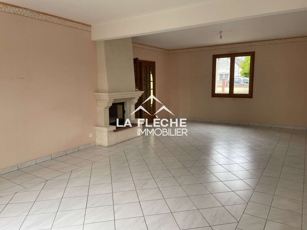 Maison au cœur du village - photo 2