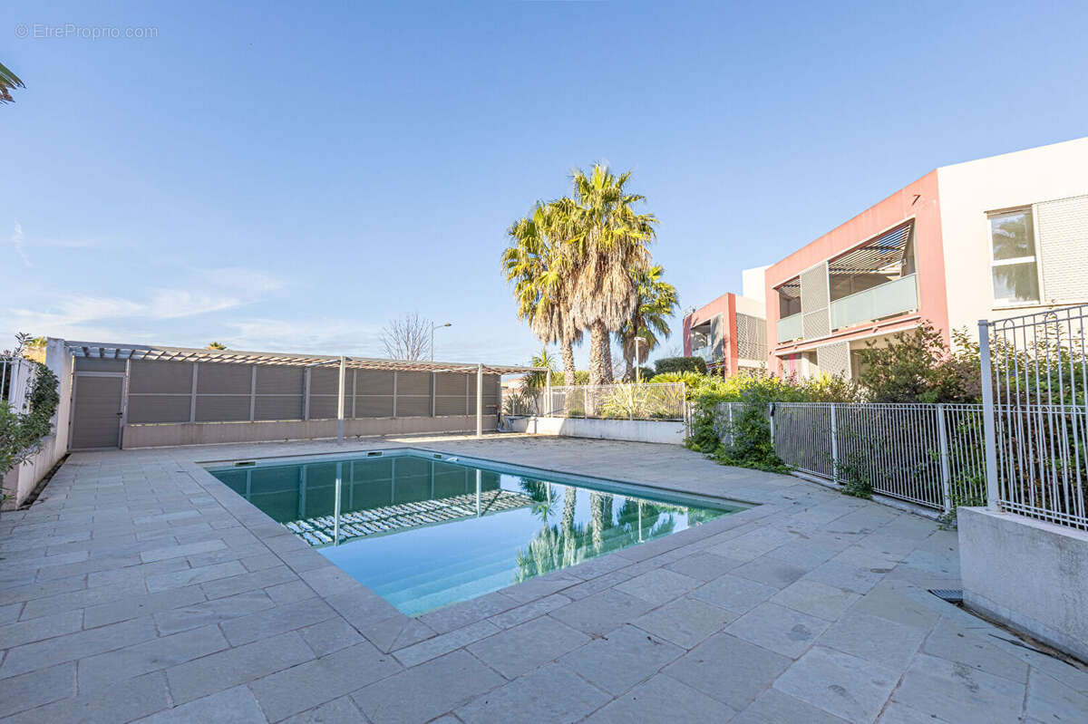 Appartement à MAUGUIO