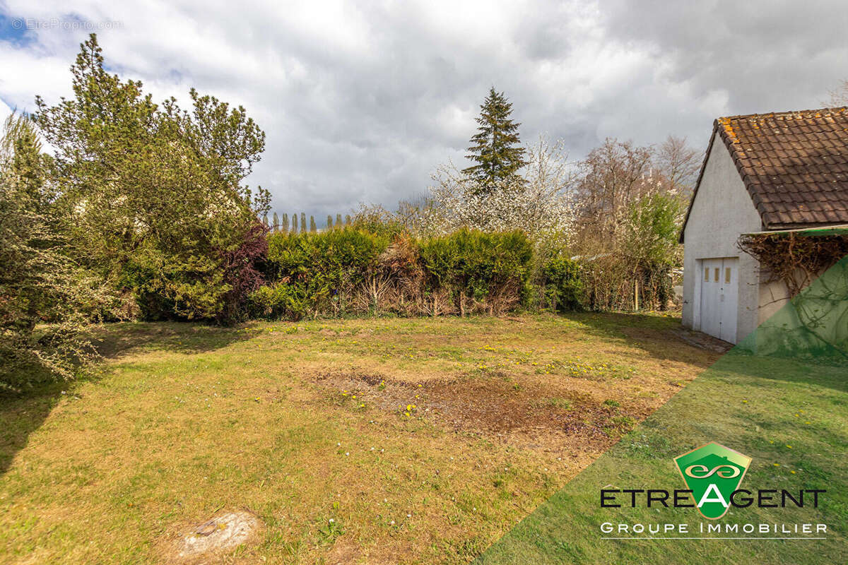 Maison à ARNIERES-SUR-ITON