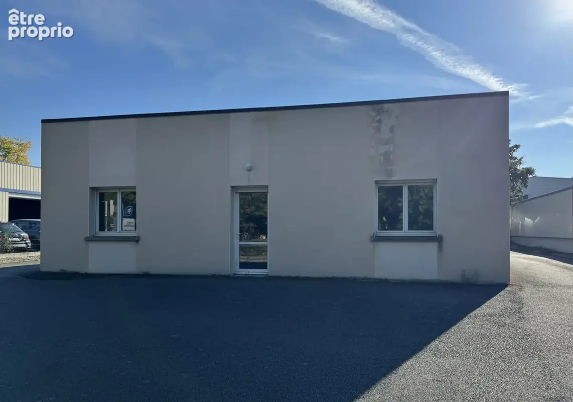 Local d'activité professionnelle 99 m2 - photo 2