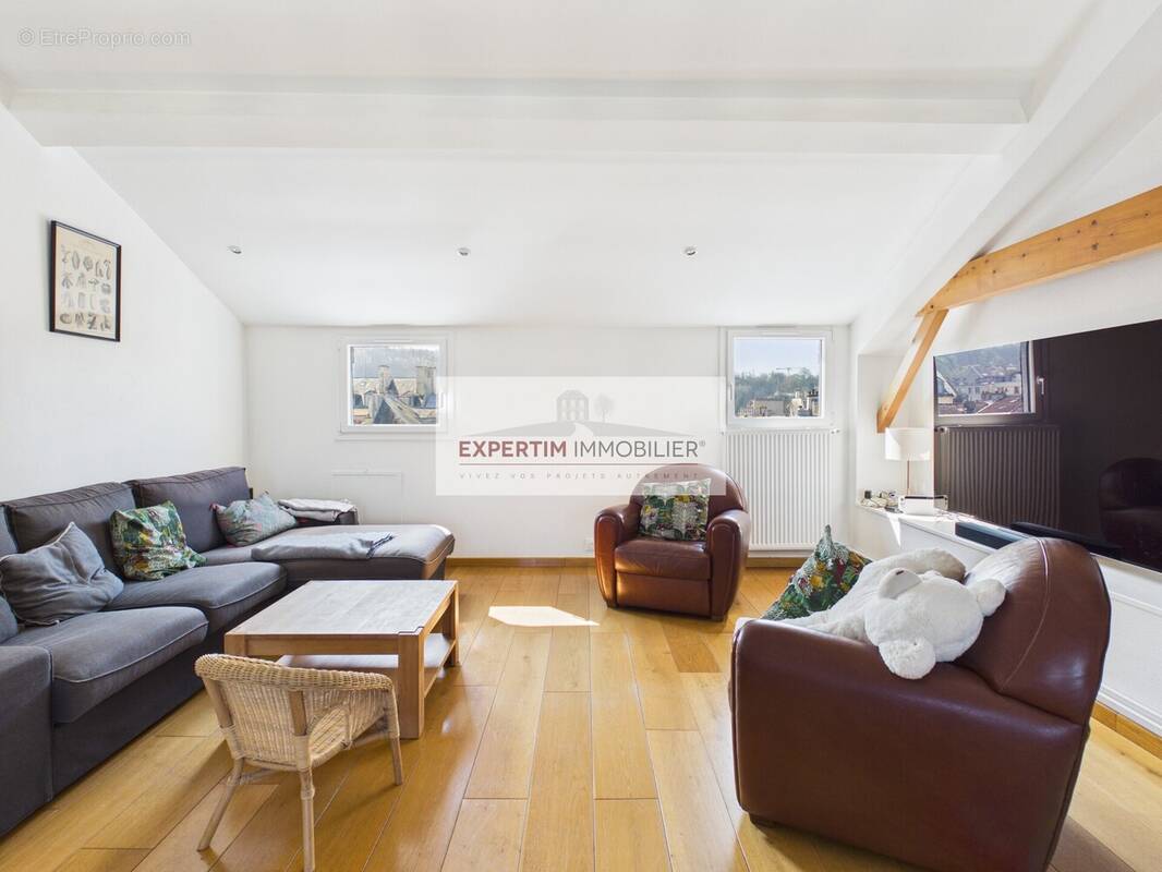 Appartement à VERSAILLES