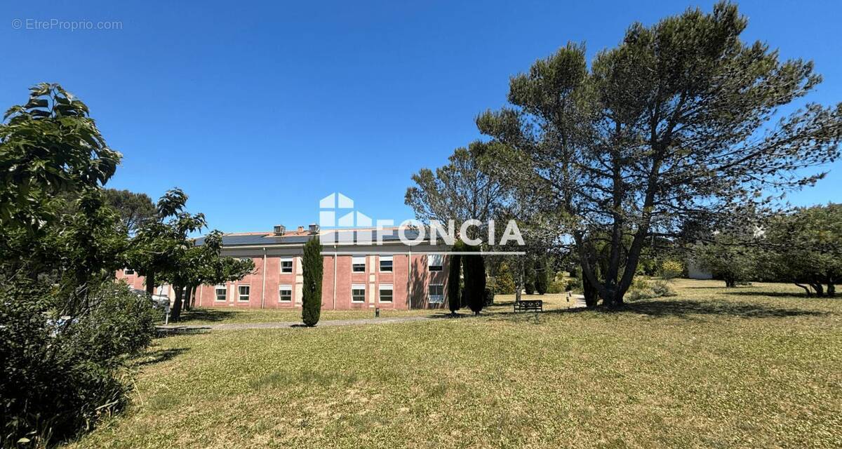 Appartement à VILLENEUVE-LES-AVIGNON