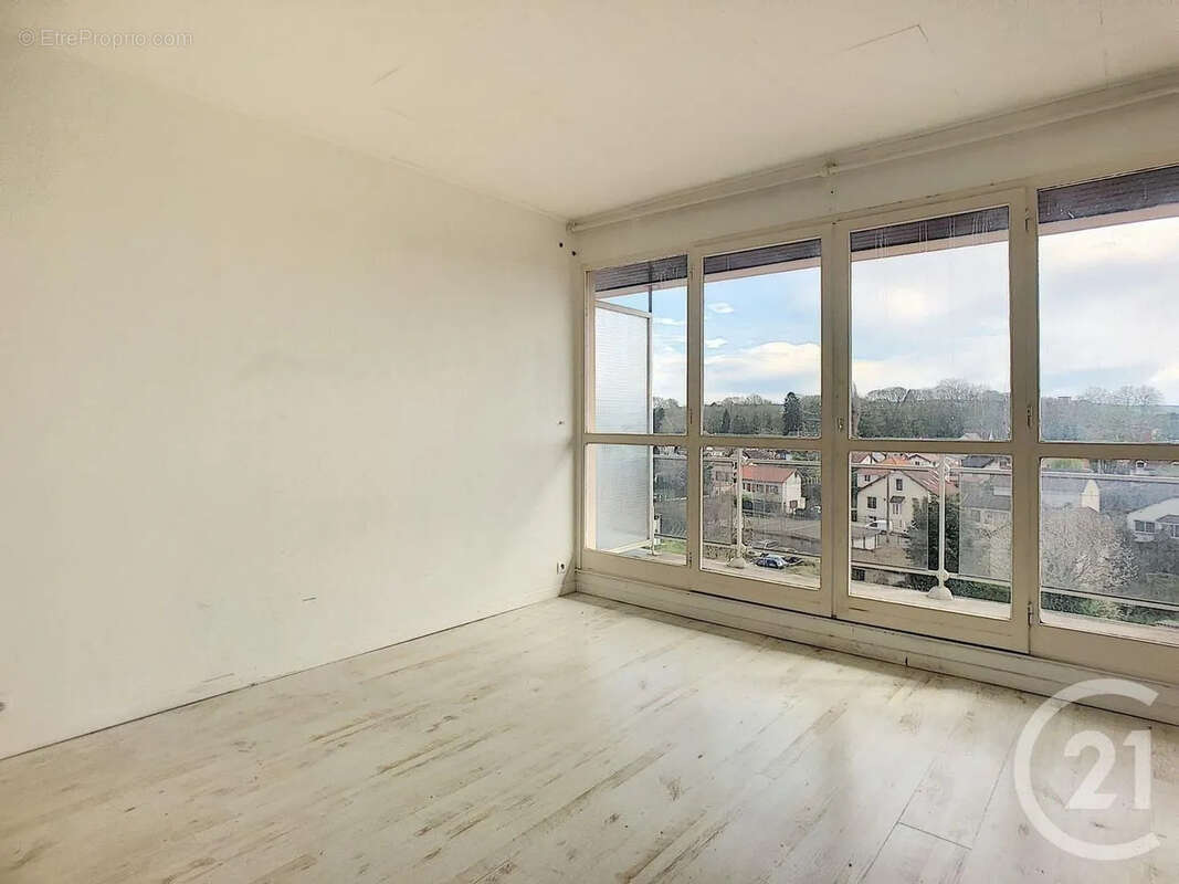 Appartement à SENS