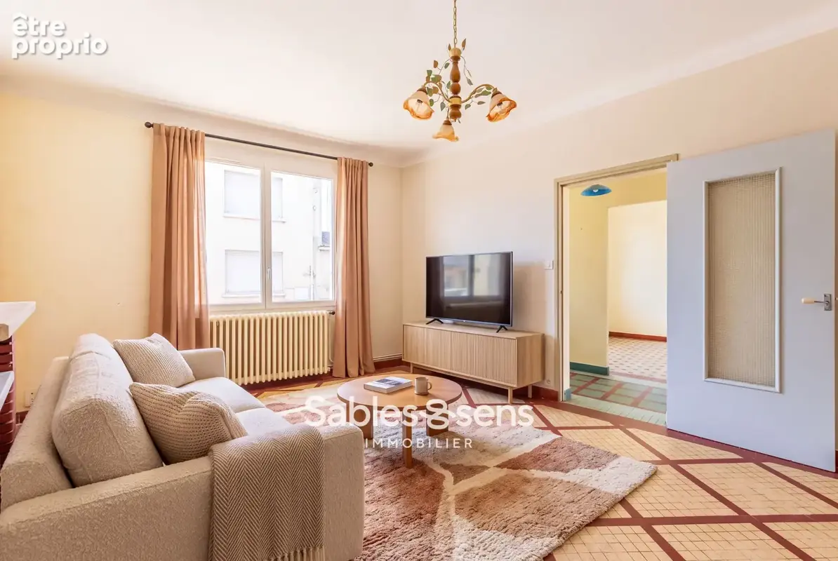 Maison T5 à rénover avec garage dans le bourg d'Olonne-sur-Mer - photo 3