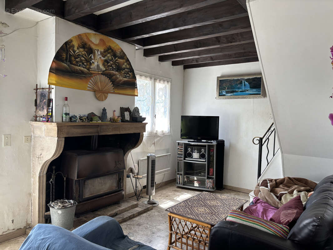 Maison de 58 m2 sur terrain arboré de 1 163 m2 - Brossainc - photo 3