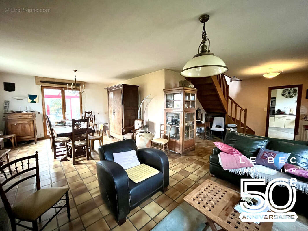 Maison à LARMOR-BADEN