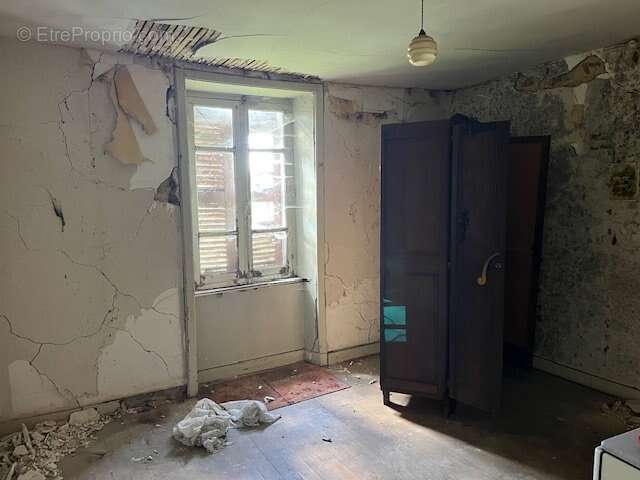 Maison à VAYRES