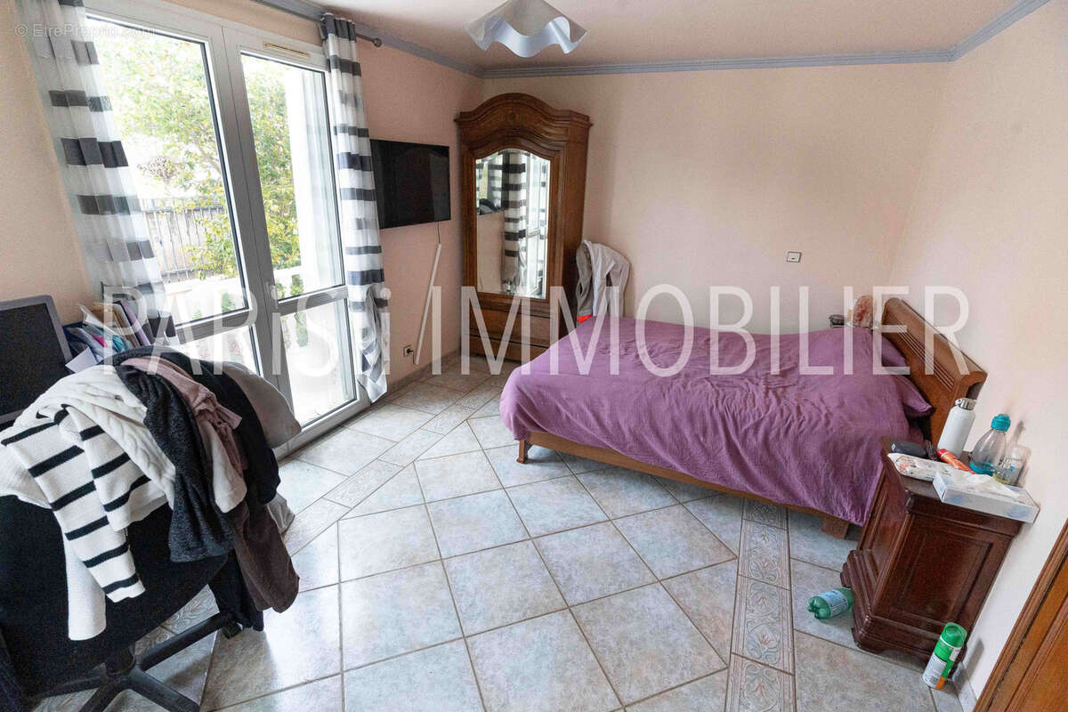 Maison à MONTIGNY-LES-CORMEILLES