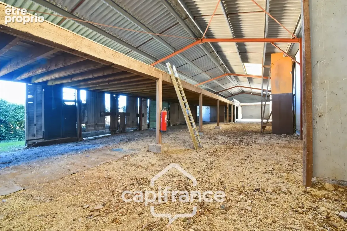 Maison à vendre  COURCELLES (17), 140m²habitables, 7 pièces sur 4800m² de terrain avec nombreuses dépendances - photo 19