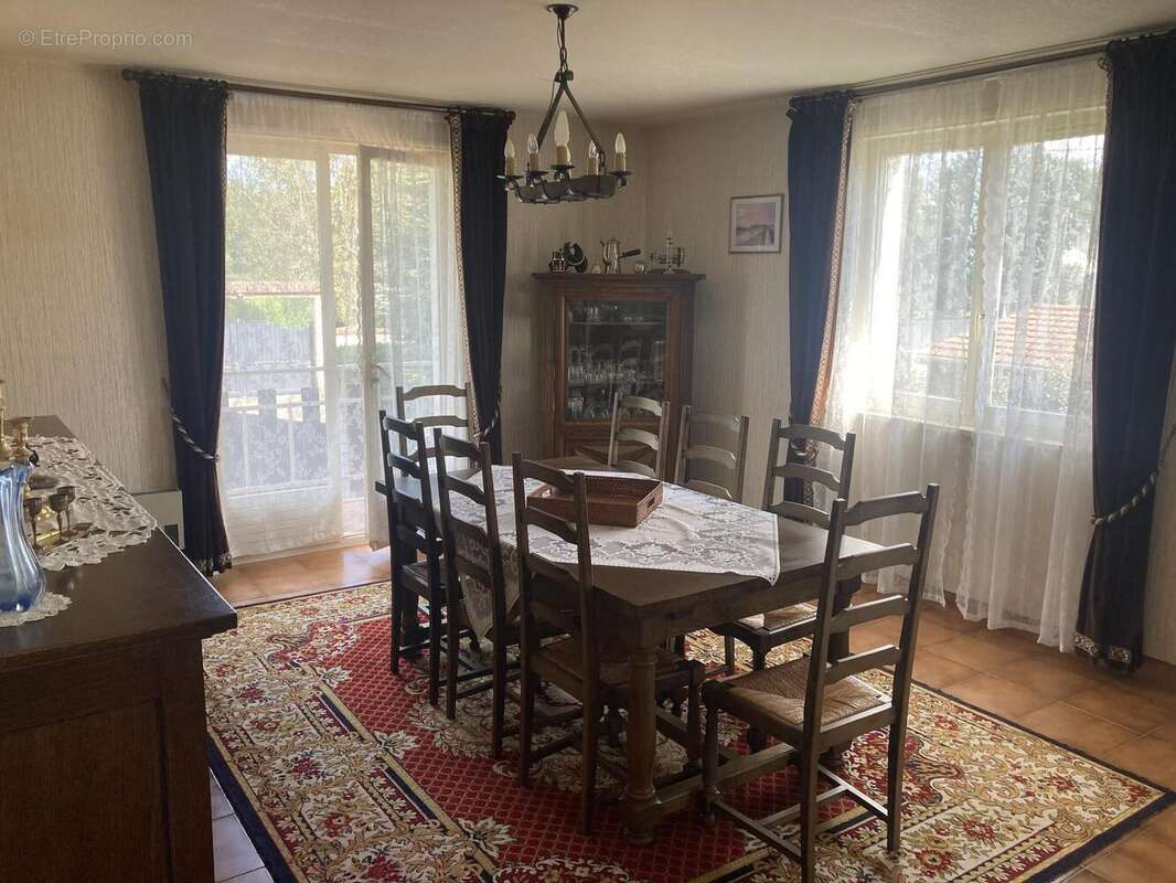 Photo 7 - Maison à POUILLY-SOUS-CHARLIEU