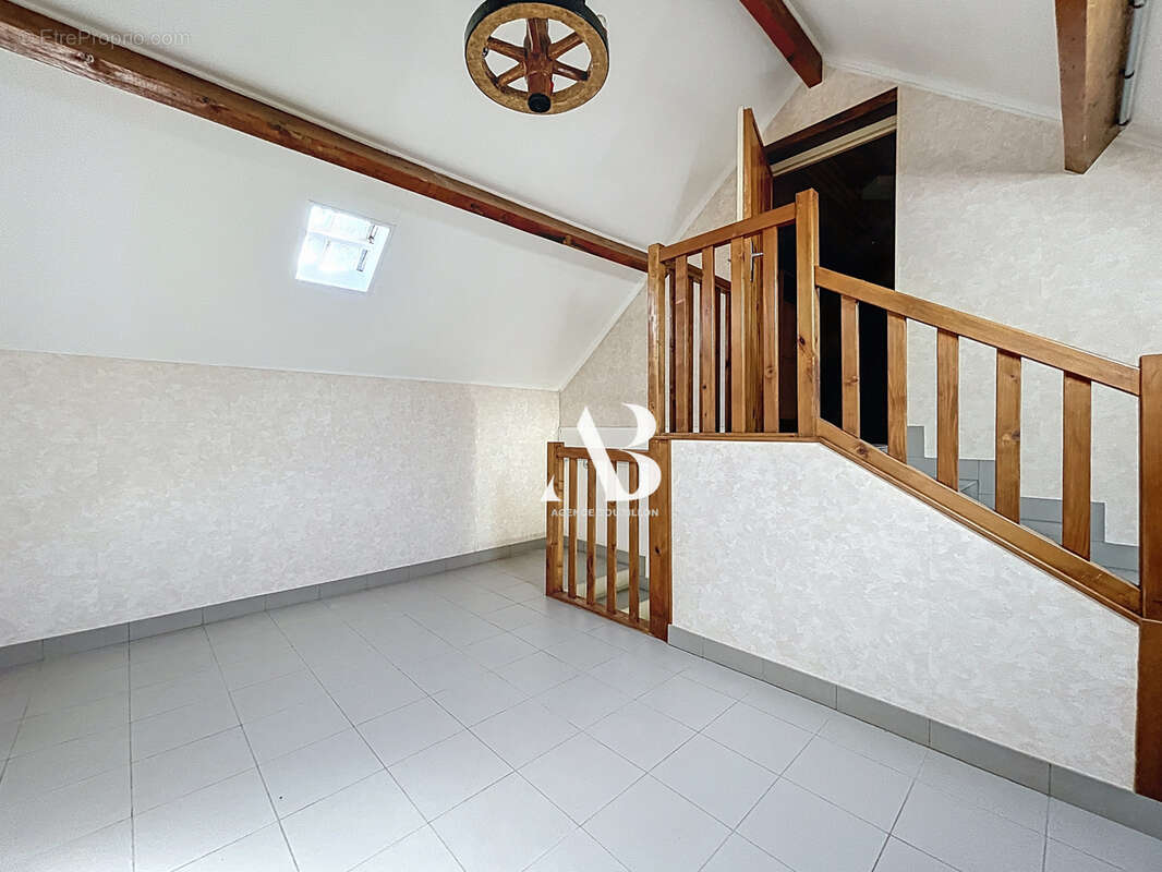 Maison à DONNEMARIE-DONTILLY