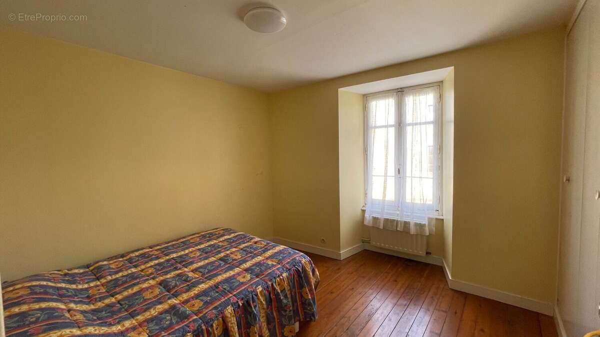 Maison 86 m² à Le Horps  - photo 4