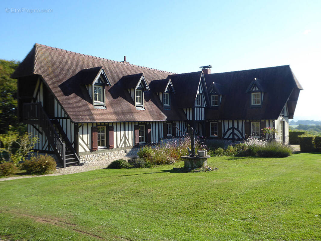Maison à PONT-L&#039;EVEQUE