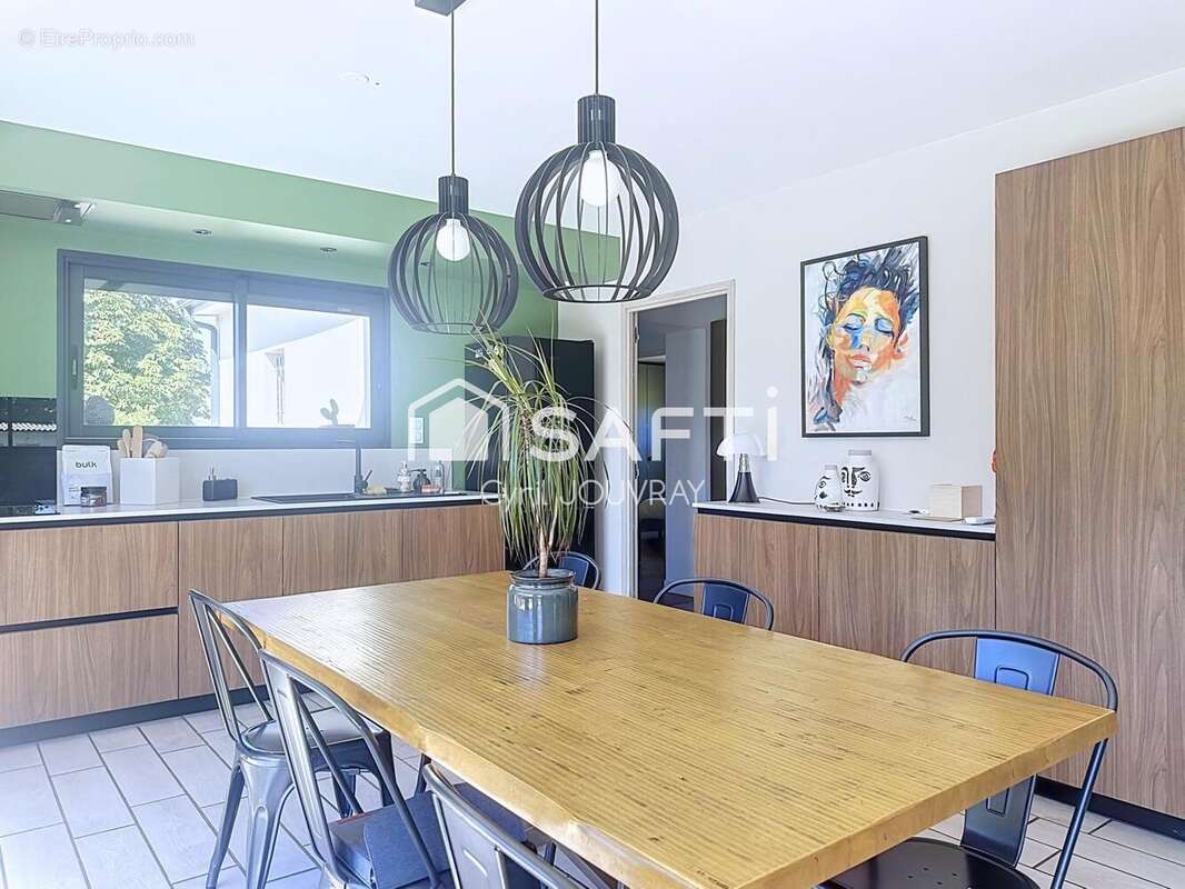Maison 116 m² à Saint-Etienne-De-Tulmont  - photo 2