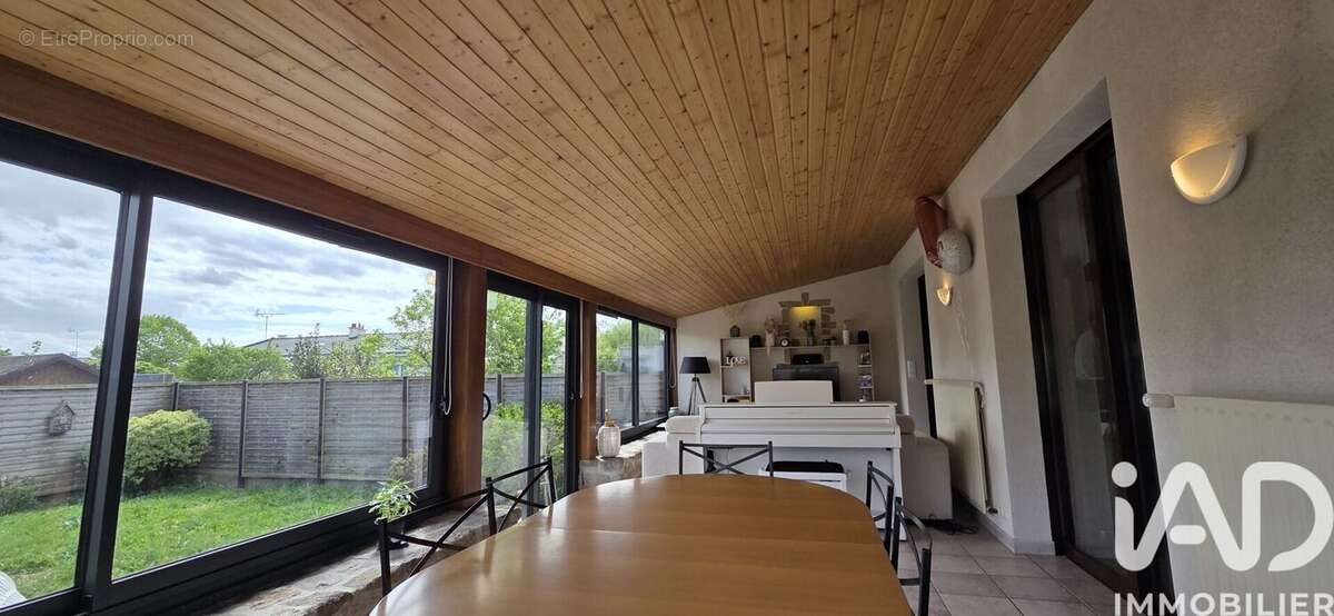 Photo 6 - Maison à NUAILLE