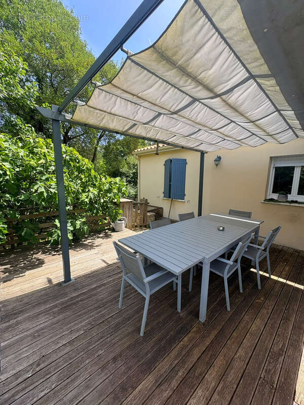 Maison à ANAIS