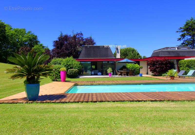 Maison à SALLEBOEUF