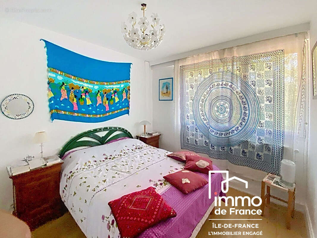 Grand T5 entièrement rénové 4 chambres  Vue parc ?Prix attractif - photo 9