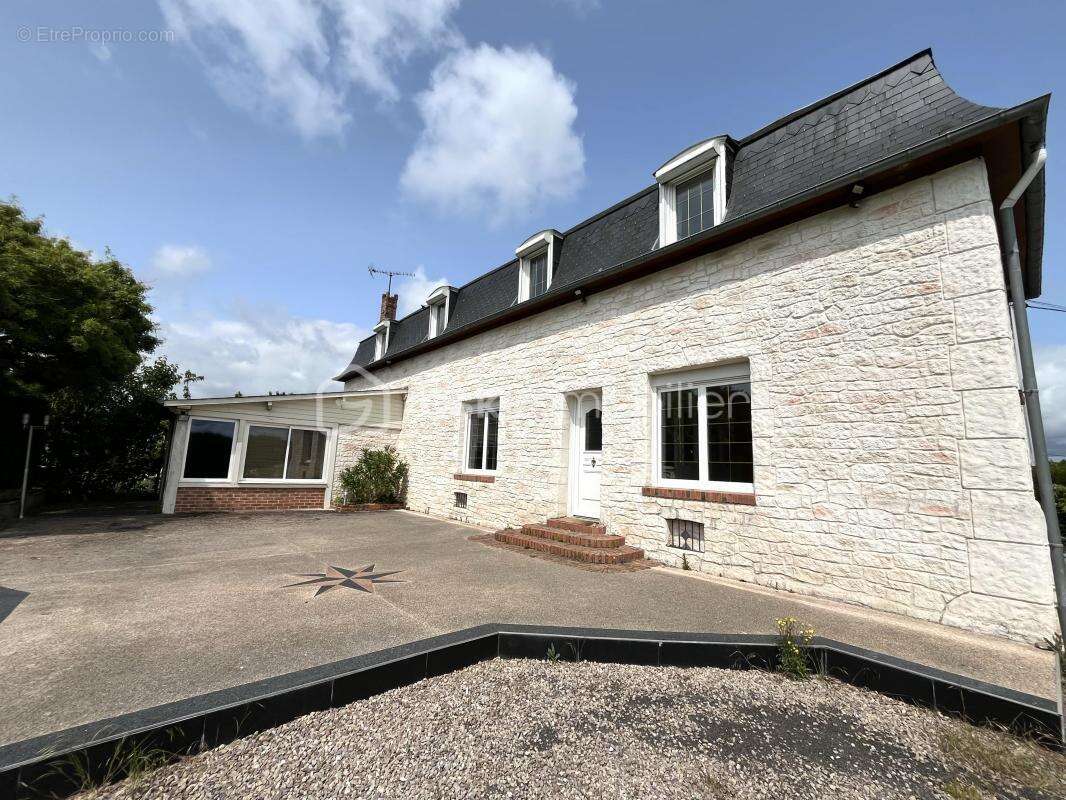 Maison à LE THUIT-SIGNOL