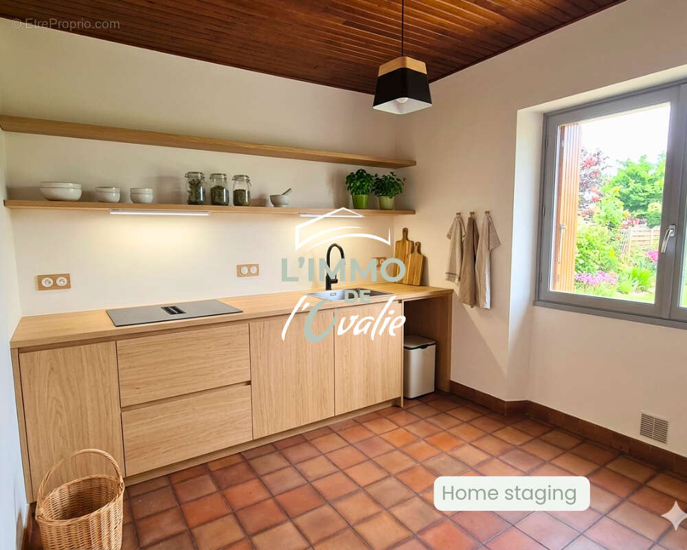 Maison à BIARS-SUR-CERE