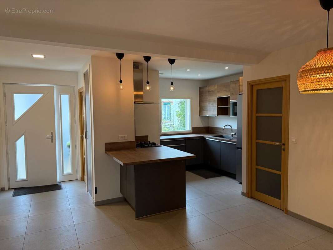 Maison à LE PERREUX-SUR-MARNE