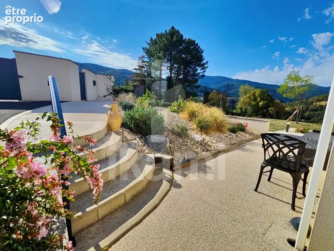 Maison contemporaine 128 m2   4 chambres   DPE A - photo 18