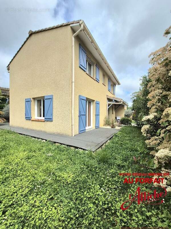 Maison à BRUGUIERES