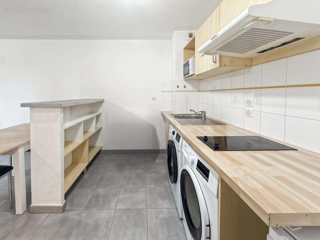 FONTENILLE agréable T2 avec terrasse + 2 parkings - photo 5