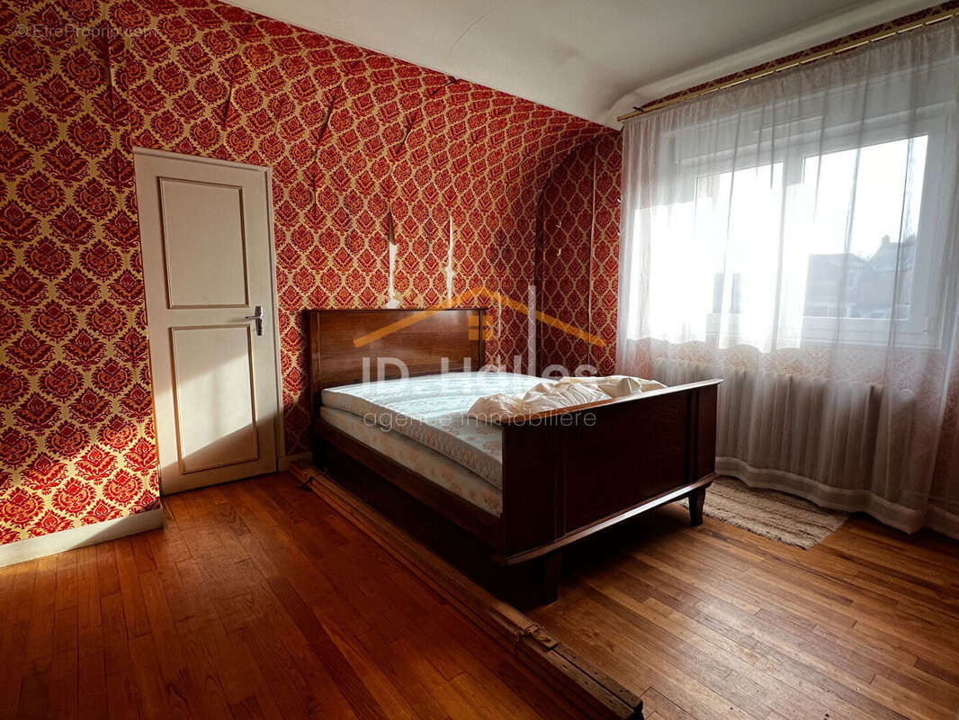 Maison à RENAZE