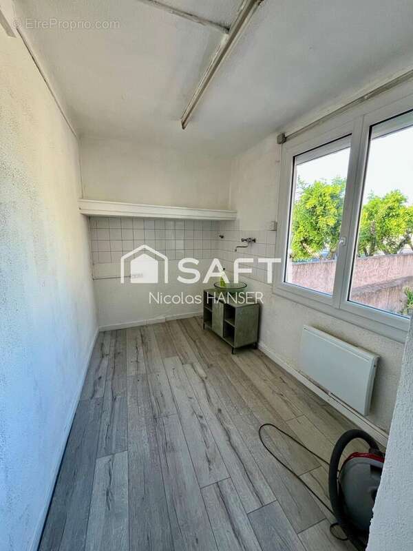 Photo 4 - Commerce à ALES