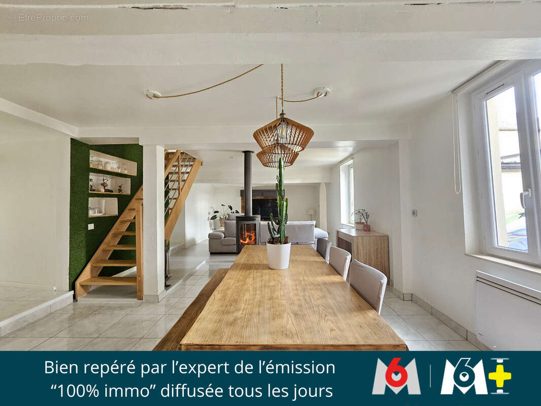 Maison à RAINNEVILLE