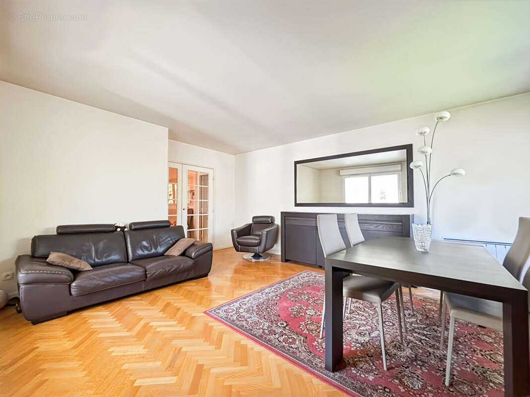 Appartement à CHATENAY-MALABRY