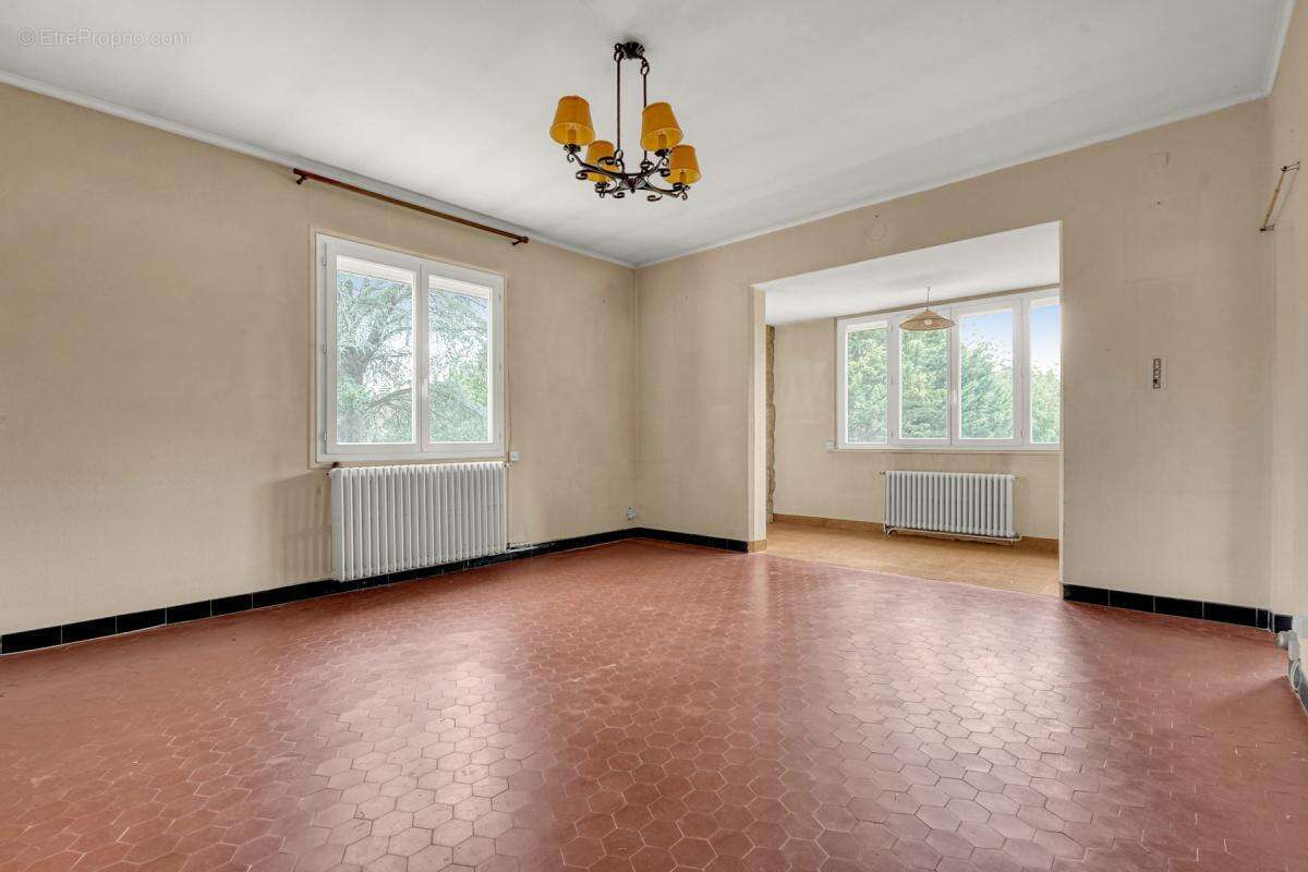 Maison de 235 m² – Toulouse Pouvourville – Opportunité - photo 17