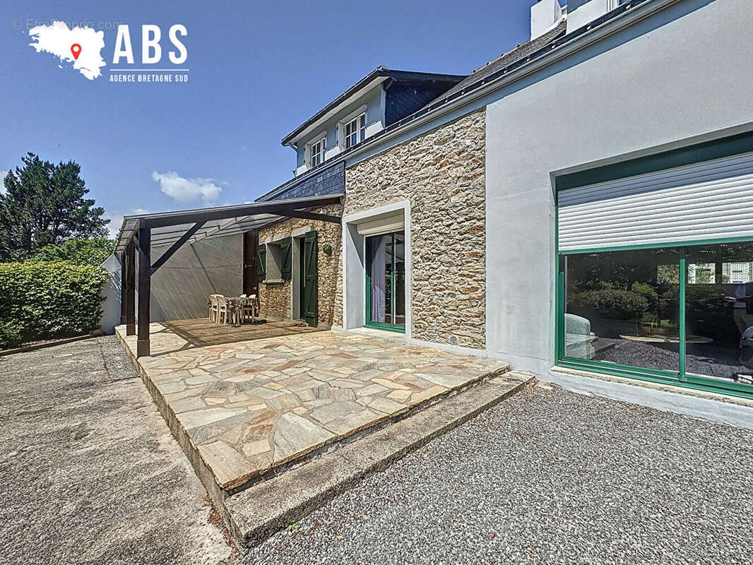 Maison à LA CHAPELLE-DES-MARAIS