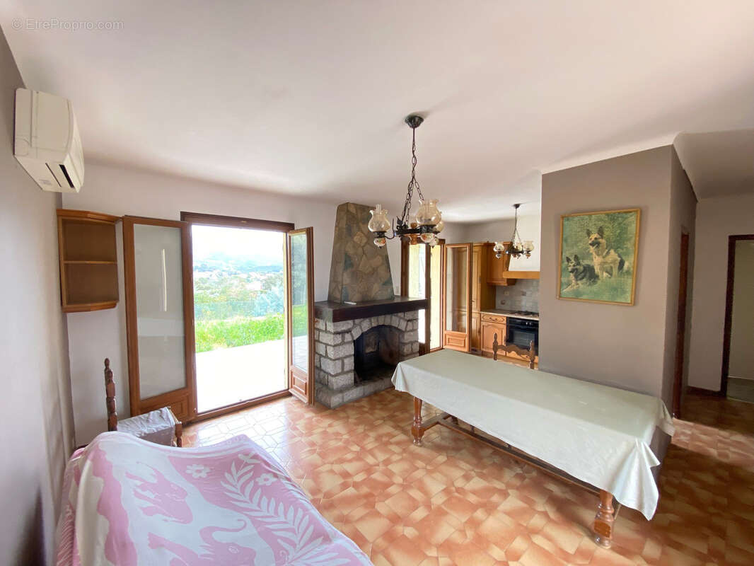 Appartement à BASTELICACCIA