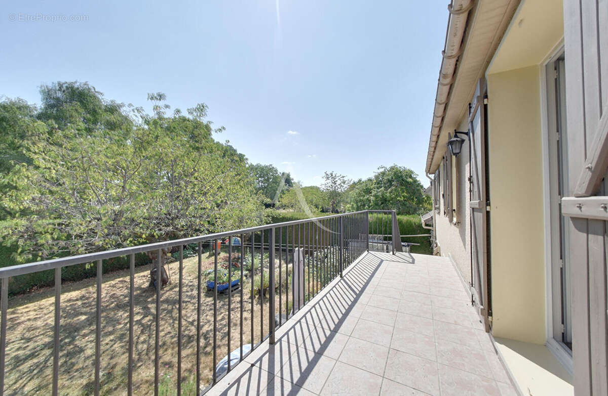 Maison Ozoir La Ferriere 170 m² - photo 15