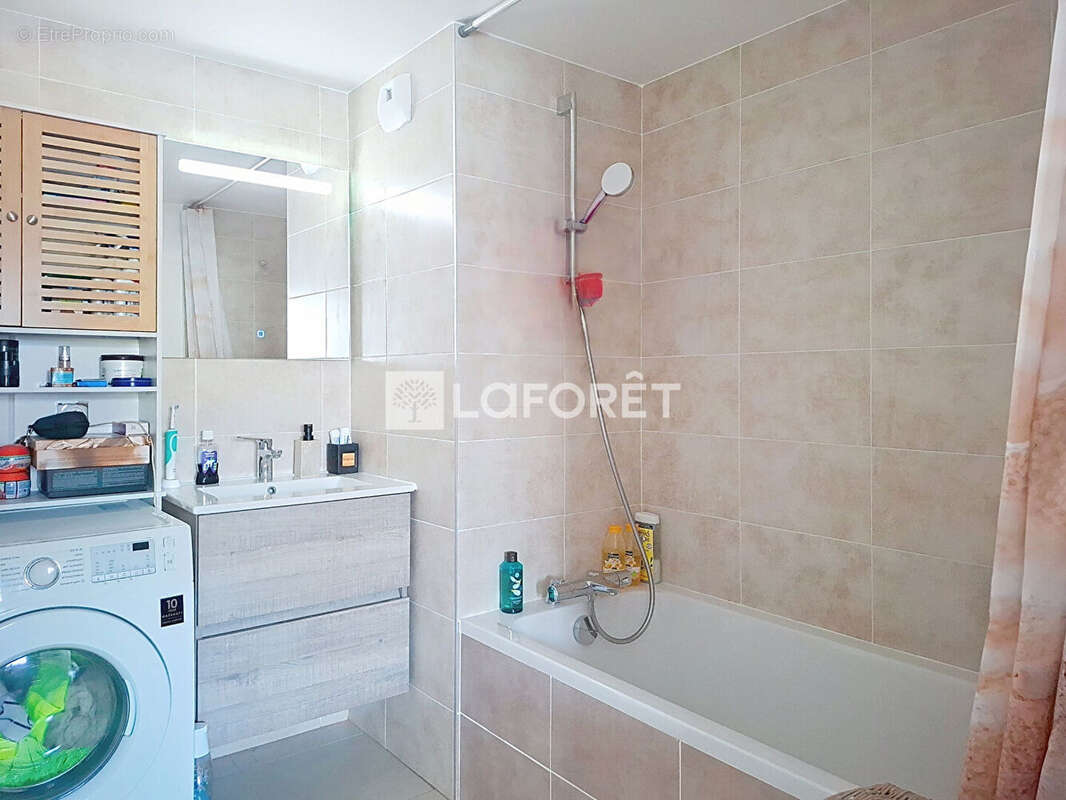Appartement à COGNIN