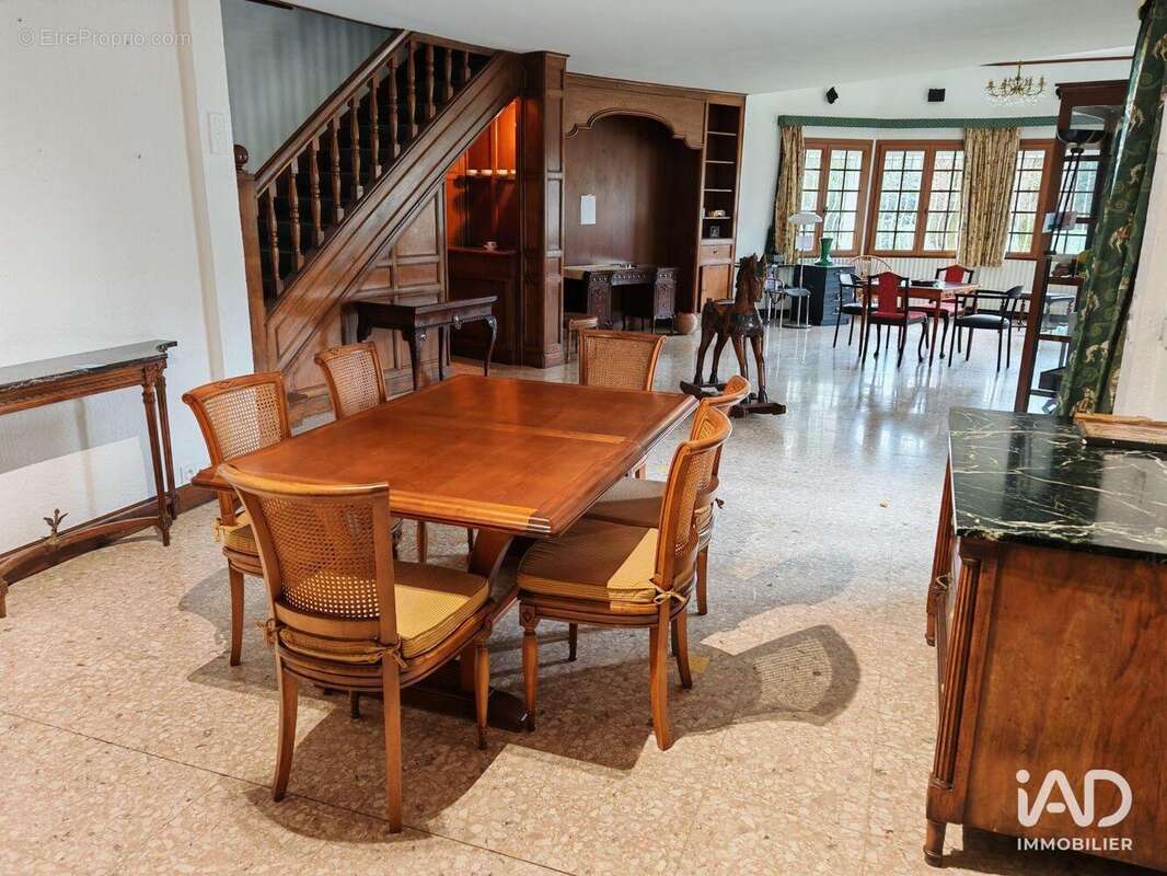 Photo 8 - Maison à CHATEAUVILLAIN