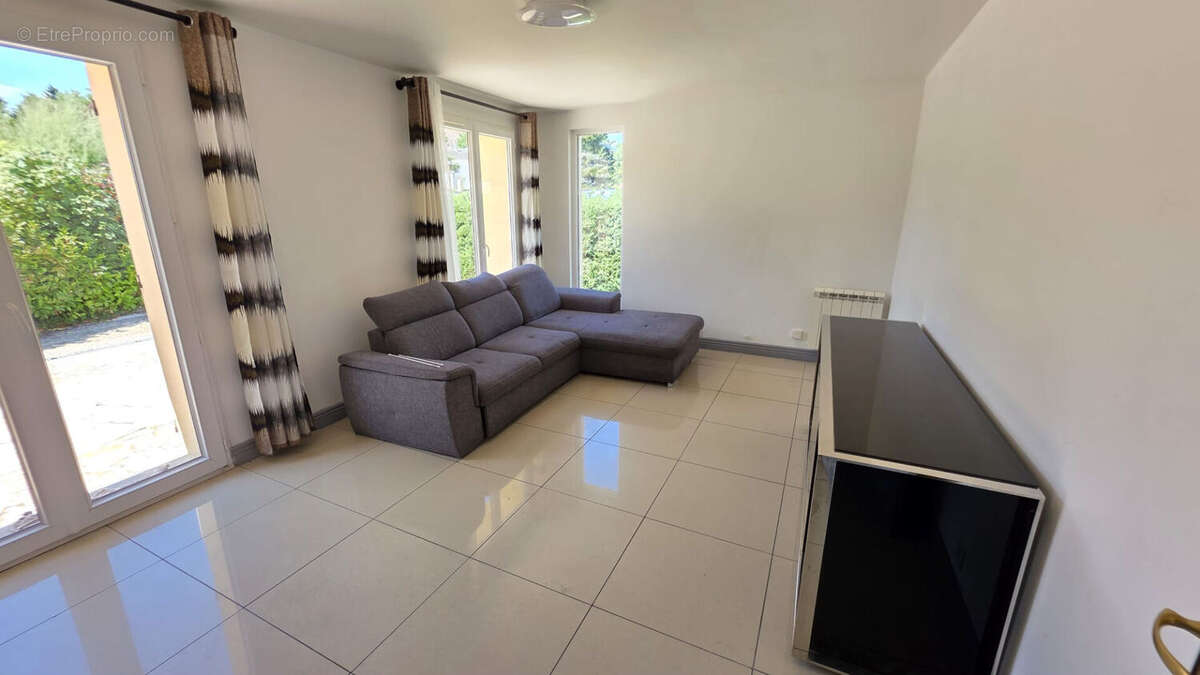 Maison 91 m² à Luzarches  - photo 6