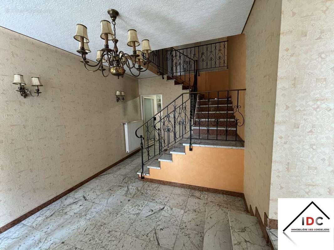 Maison 202 m² à Sarrebourg  - photo 4