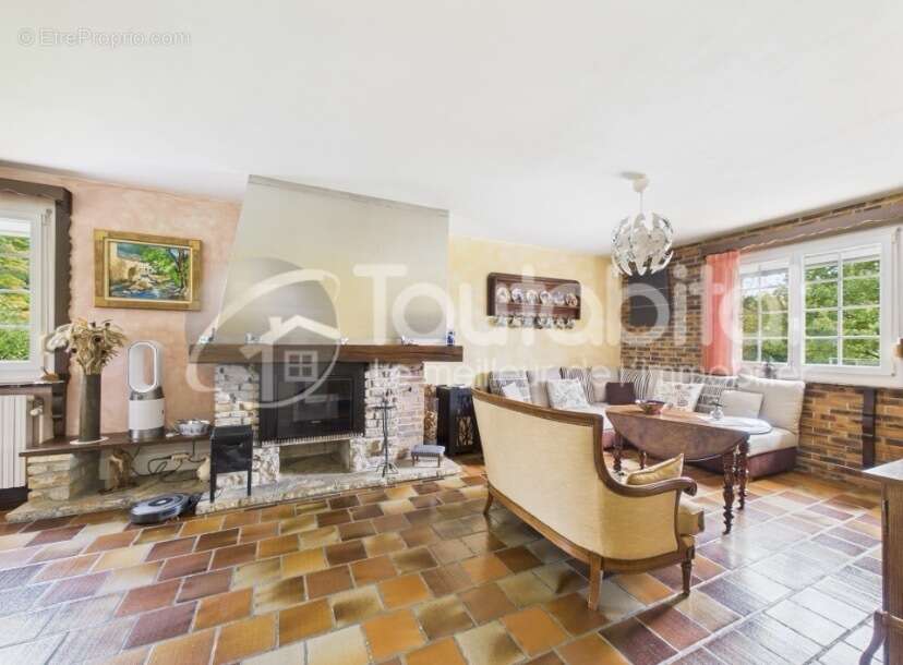 Maison à PRIX-LES-MEZIERES