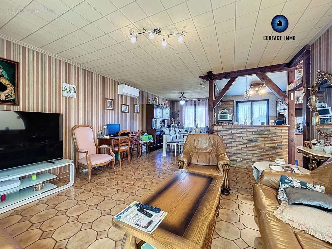 Maison 131 m² à Saint-Viance  - photo 5