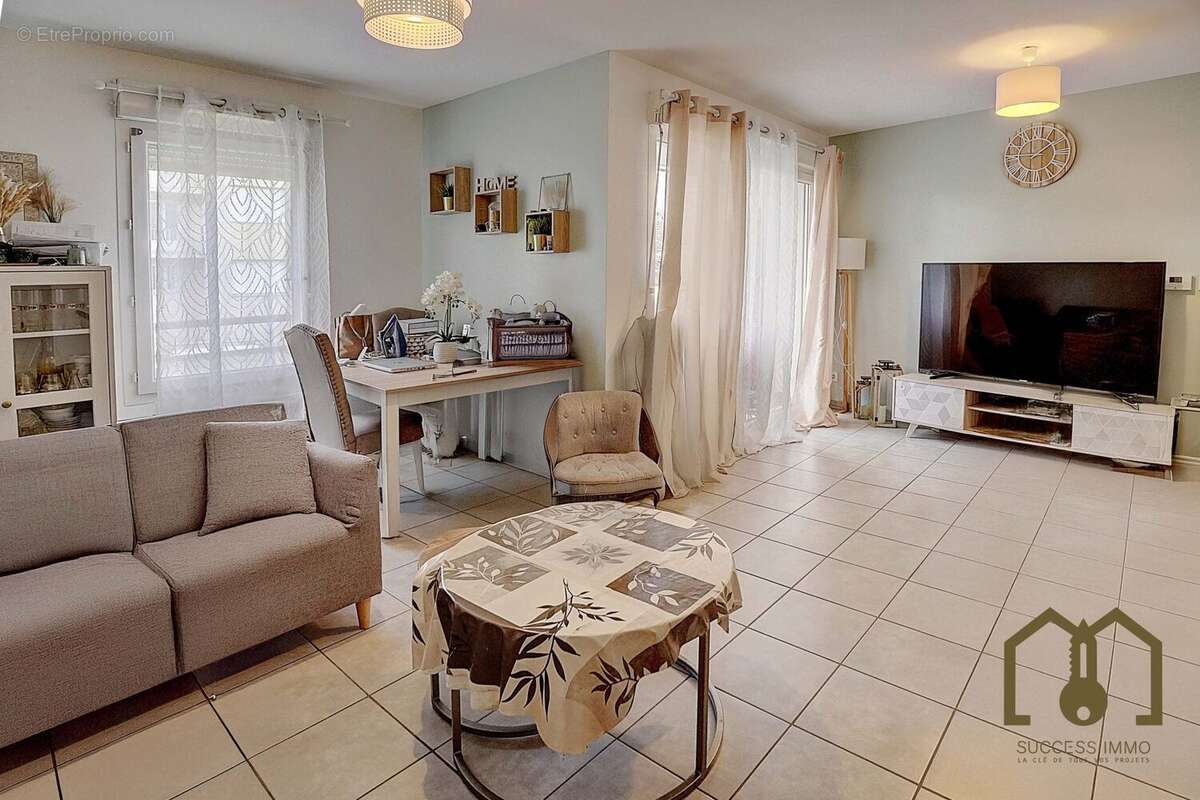 Appartement à SAINT-PRIEST