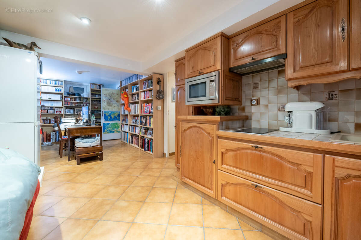 Maison à SAINT-MAUR-DES-FOSSES