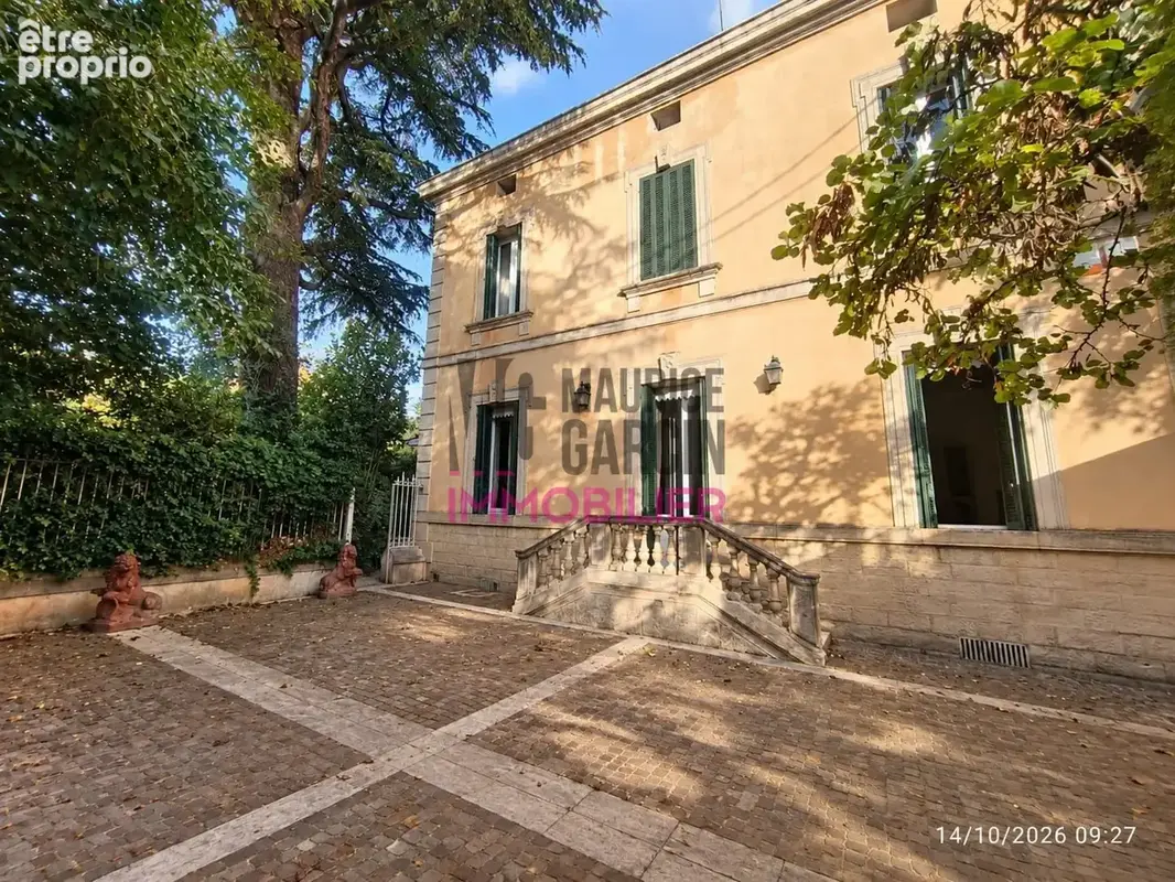 Maison 6 pièces 209 m² à vendre à Carpentras (84200) - photo 4