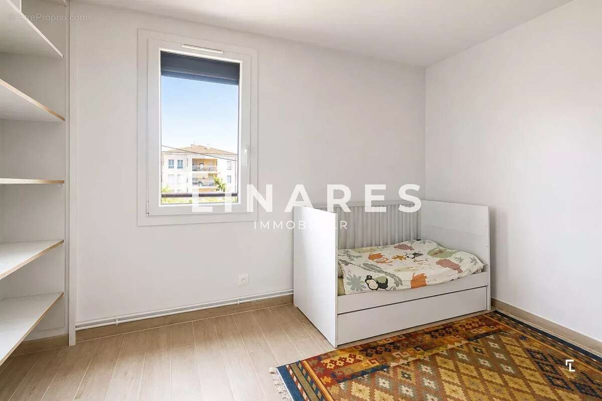 LE TIBOULEN - Appartement T4 de 80m² - Loggia - 13008 LA POINTE ROUGE - photo 5