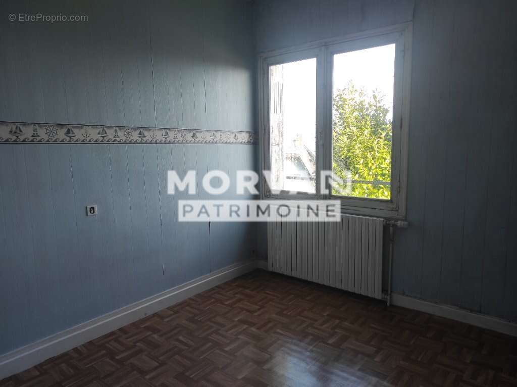 Maison à CHATEAU-CHINON(VILLE)