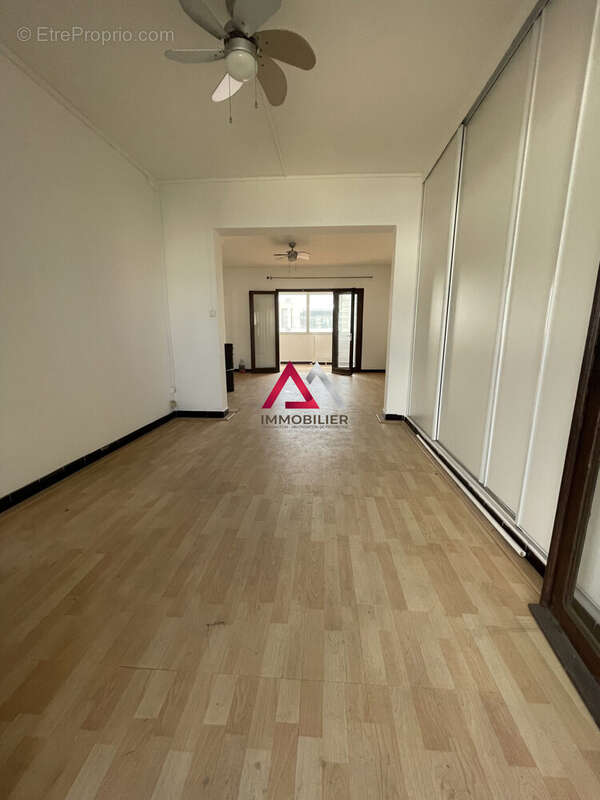 Appartement à SAINT-DENIS