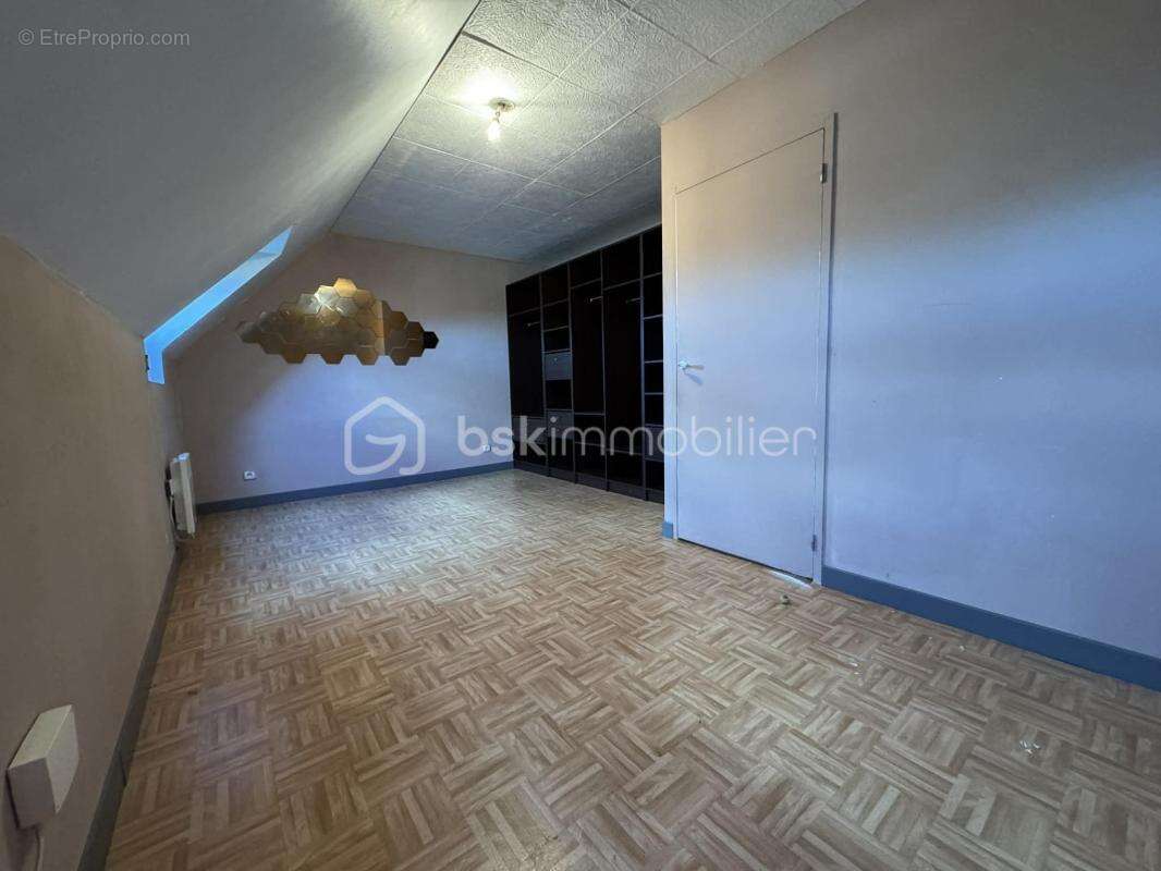 Maison à FERRIERES-EN-GATINAIS