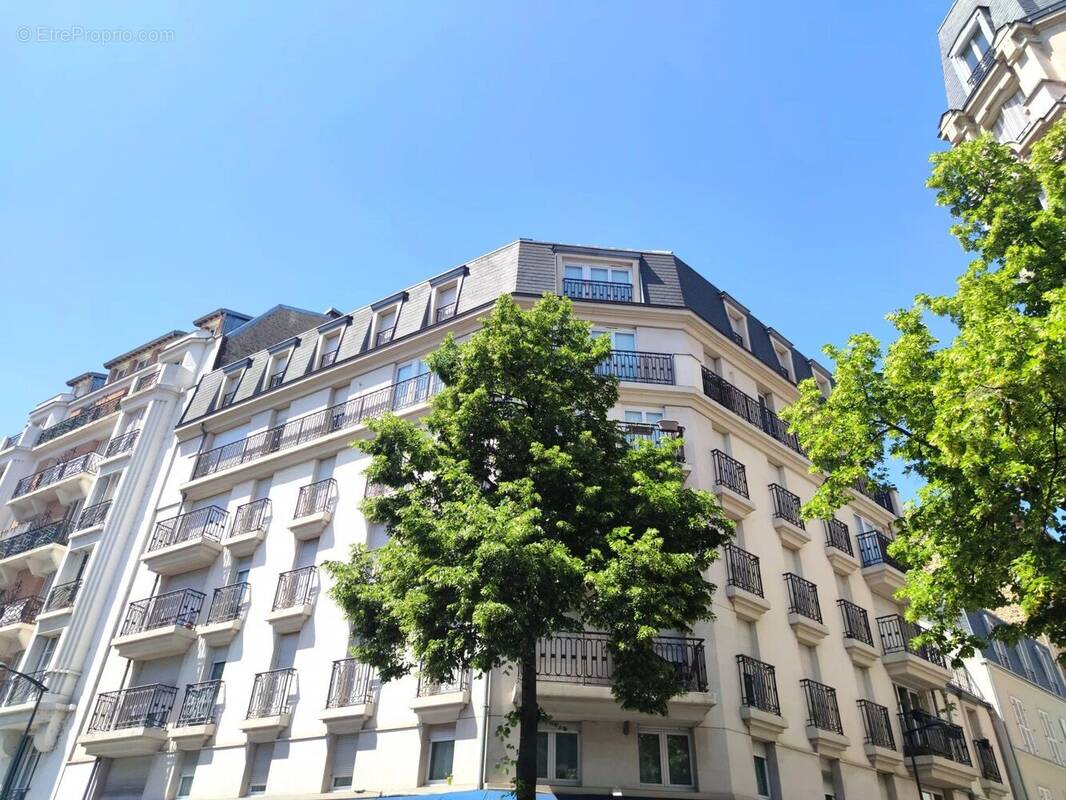 Appartement à ASNIERES-SUR-SEINE